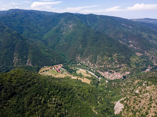 Amazing Aerial Panorama Rhodope Mountains Red Wall Peak Plovdiv Region — Stok fotoğraf