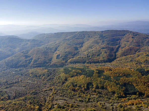 Niesamowity Jesienny Krajobraz Góry Erul Pobliżu Szczytu Golemi Obwód Pernicki — Zdjęcie stockowe