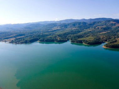Bulgaristan 'ın Sopot Reservoir, Lovech Bölgesinin hava manzarası
