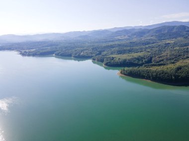 Bulgaristan 'ın Sopot Reservoir, Lovech Bölgesinin hava manzarası