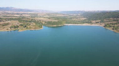 Bulgaristan 'ın Sopot Reservoir, Lovech Bölgesinin hava manzarası