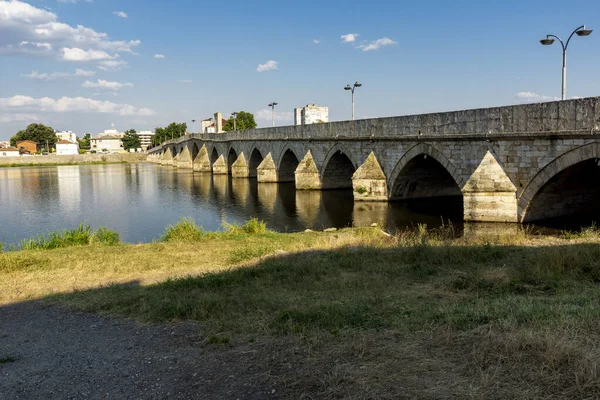 Puente Mustafa Pasha Del Siglo Xvi Puente Viejo Sobre Río — Foto de Stock