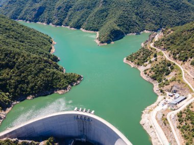 Bulgaristan 'ın Smolyan Bölgesi, Tsankov kamak Barajı' nın hava manzarası