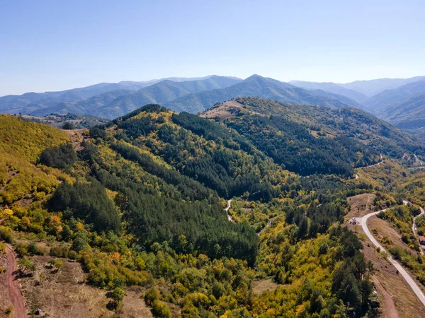 ブルガリア バルカン山脈 ヴラツァ地方 オチンドール村付近のイスカル川渓谷の空中写真 — ストック写真