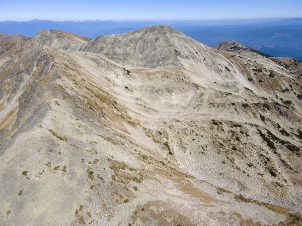 Bulgaristan Polezhan Tepesi Yakınlarındaki Pirin Dağı Nın Şaşırtıcı Hava Manzarası — Stok fotoğraf