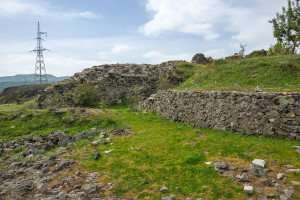 Ruiny Starożytnej Twierdzy Wyszehradzkiej Południowym Wybrzeżu Zbiornika Studen Kladenets Pobliżu — Zdjęcie stockowe