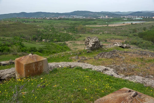 Ruínas Antiga Fortaleza Vishegrad Costa Sul Reservatório Studen Kladenets Perto — Fotografia de Stock