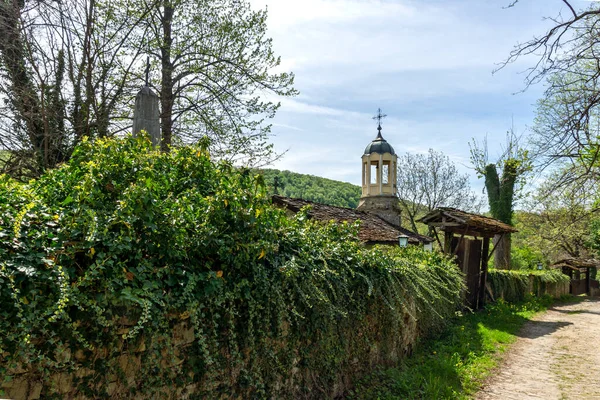 Calle Típica Casas Antiguas Pueblo Histórico Bozhentsi Región Gabrovo Bulgaria —  Fotos de Stock