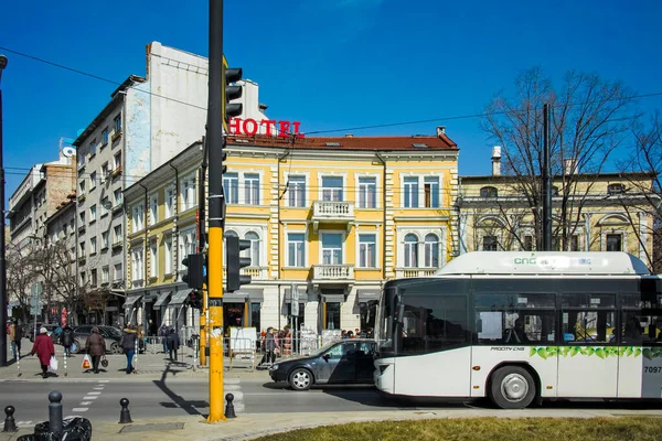 Sofia Bulgária Fevereiro 2022 Rua Típica Edifício Centro Cidade Sófia — Fotografia de Stock
