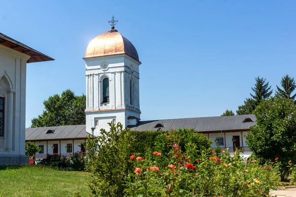 罗马尼亚布加勒斯特市附近的东正教Cernica修道院 — 图库照片