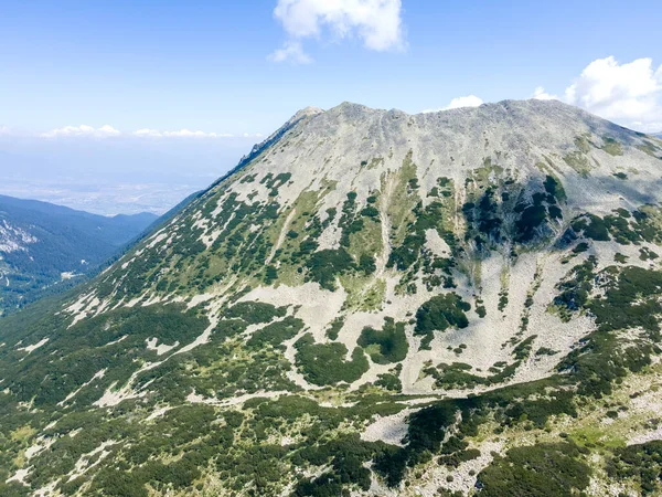 Bulgaristan 'ın Vihren kulübesi yakınlarındaki Pirin Dağı