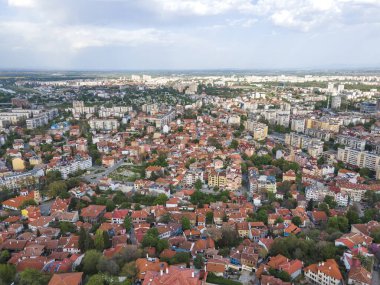 Bulgaristan 'ın Filibe kentinin şaşırtıcı hava gün batımı manzarası