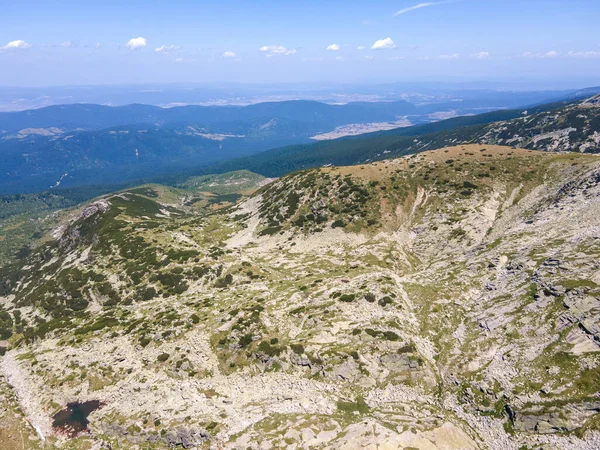 Vista Aérea Incrível Montanha Rila Perto Lago Assustador Bulgária — Fotografia de Stock