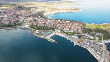 Bulgaristan 'ın Burgaz Bölgesi Çarevo kentinin hava manzarası 