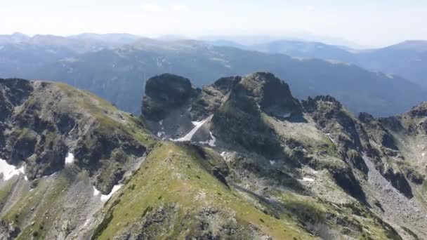 Vista Aérea Incrível Montanha Rila Perto Pico Camelo Bulgária — Vídeo de Stock