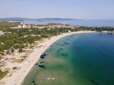 Bulgaristan 'ın Burgaz Bölgesi' ndeki Kiten kasabasının Güney Sahili 'nin şaşırtıcı hava manzarası