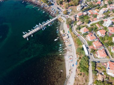 Bulgaristan 'ın Burgaz Bölgesi Ahtopol kentinin şaşırtıcı hava manzarası