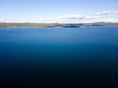 Bulgaristan 'ın Sofya kenti yakınlarındaki Iskar Barajı' nın hava manzarası