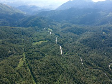 Bulgaristan 'ın Pirin Dağı' ndaki Popovi Livadi Bölgesi 'nin şaşırtıcı hava manzarası