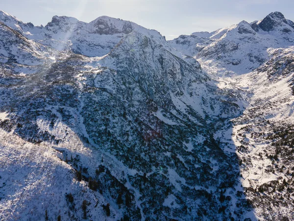 Increíble Paisaje Invierno Aéreo Montaña Rila Cerca Del Pico Malyovitsa —  Fotos de Stock