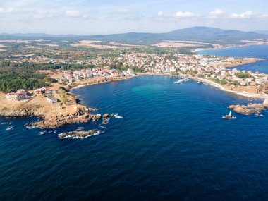 Bulgaristan 'ın Burgaz Bölgesi Ahtopol kentinin şaşırtıcı hava manzarası