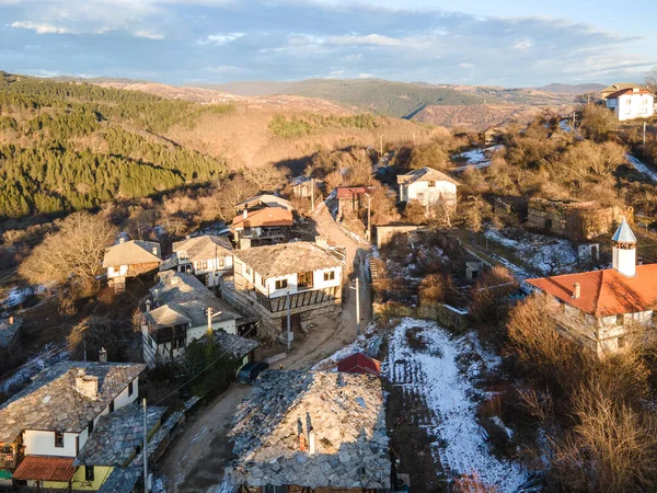 Letecký Pohled Vesnici Dolen Autentickými Domy Století Blagoevgrad Region Bulharsko — Stock fotografie