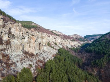 Dazhdovnitsa 'nın hava manzarası - Rodop Dağları' ndaki Antik Trakya mabedi, Bulgaristan 'ın Kardzhali bölgesi