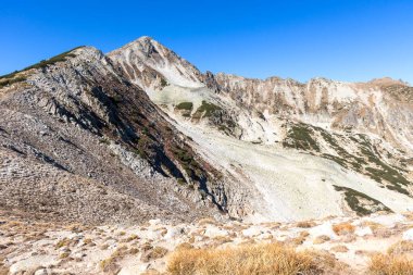 Bulgaristan 'ın Polezhan Tepesi yakınlarındaki Pirin Dağı' nın Şaşırtıcı Manzarası