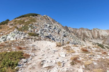 Bulgaristan 'ın Polezhan Tepesi yakınlarındaki Pirin Dağı' nın Şaşırtıcı Manzarası