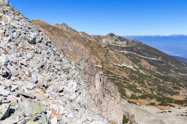 Bulgaristan 'ın Polezhan Tepesi yakınlarındaki Pirin Dağı' nın Şaşırtıcı Manzarası