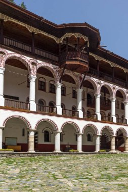 RILA Monasteri, BULGARIA - 24 Haziran 2021: Rila Ortodoks Manastırı (Rila Manastırı), Kyustendil Bölgesi, Bulgaristan