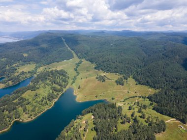 Bulgaristan 'ın Smolyan Bölgesi, Dospat Reservoir hava manzarası