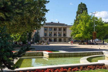 TROYAN, BULGARIA - 31 Ağustos 2021: Bulgaristan 'ın Troyan, Lovech bölgesinin inanılmaz manzarası