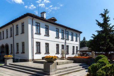 TROYAN, BULGARIA - 31 Ağustos 2021: Bulgaristan 'ın Troyan, Lovech bölgesinin inanılmaz manzarası