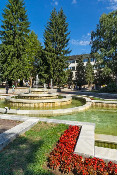 TROYAN, BULGARIA - 31 Ağustos 2021: Bulgaristan 'ın Troyan, Lovech bölgesinin inanılmaz manzarası