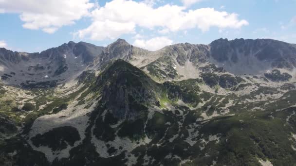 Amazing Aerial View Tooth Dolls Yalovarnika Peaks Pirin Mountain Bulgaria — Vídeo de stock