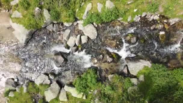 Amazing Aerial View Mountain River Begovitsa Hut Pirin Mountain Bulgaria — Αρχείο Βίντεο