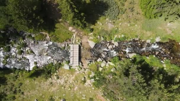 Amazing Aerial View Mountain River Begovitsa Hut Pirin Mountain Bulgaria — 图库视频影像