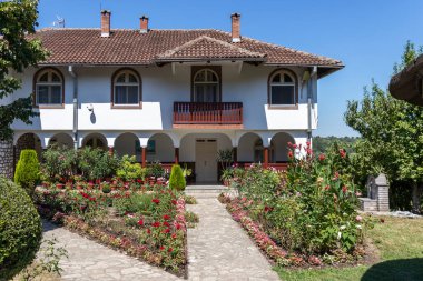 Velika Plana, Sumadija ve Batı Sırbistan yakınlarındaki Pokajnica Manastırı