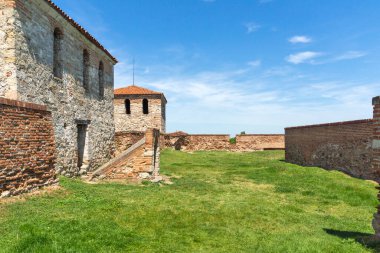 Bulgaristan 'ın Vidin kentindeki Tuna Nehri kıyısındaki Ortaçağ Baba Vida Kalesi