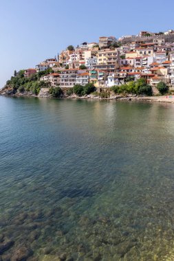 KAVALA, GREECE - 22 Haziran 2019: Yunanistan 'ın Doğu Makedonya ve Trakya kentinin muhteşem panoramik manzarası