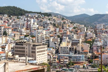 KAVALA, GREECE - 22 Haziran 2019: Yunanistan 'ın Doğu Makedonya ve Trakya kentinin muhteşem panoramik manzarası