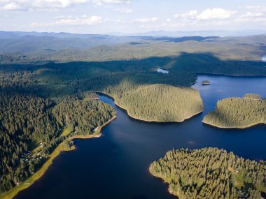 Shiroka polyana (Geniş çayır) rezervuarı, Pazardzhik Bölgesi, Bulgaristan