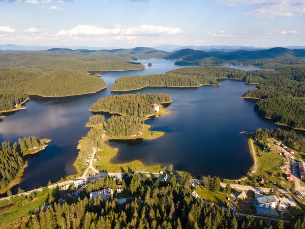 Shiroka polyana (Geniş çayır) rezervuarı, Pazardzhik Bölgesi, Bulgaristan