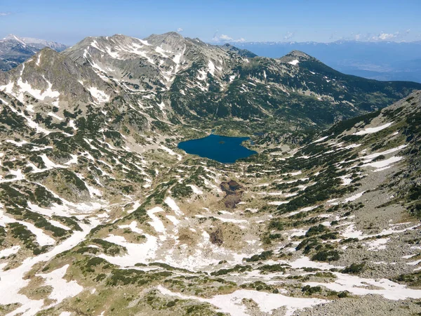 Amazing Aerial Pemandangan Gunung Pirin Dekat Kremenski Danau Bulgaria — Stok Foto