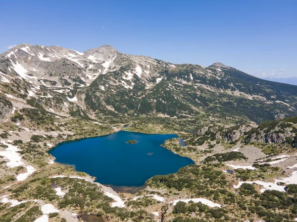 วทางอากาศท งของภ เขา Pirin ใกล ทะเลสาบ Kremenski ลแกเร — ภาพถ่ายสต็อก