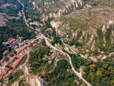 Bulgaristan 'ın Blagoevgrad bölgesinin tarihi Melnik kasabasının hava manzarası