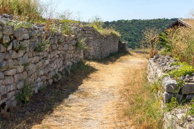 Bulgaristan 'ın İkinci Bulgar İmparatorluğu, Rusya bölgesi, Bulgaristan' ın Ortaçağ tahkim edilmiş İkinci Çerçeve kenti kalıntıları