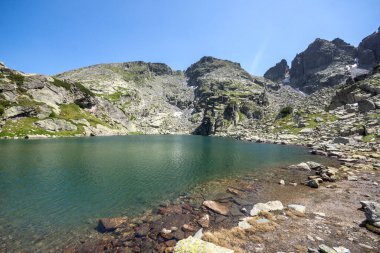 Rila Dağı inanılmaz manzara yakın korkunç göl, Bulgaristan