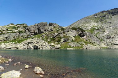 Rila Dağı inanılmaz manzara yakın korkunç göl, Bulgaristan